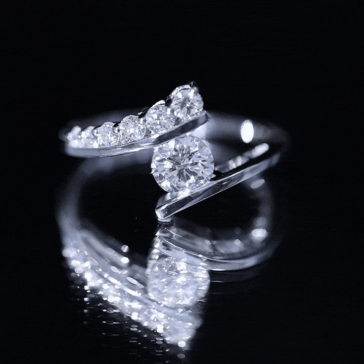 6 MM Certified Round Moissanite Bypass Engagement Ring