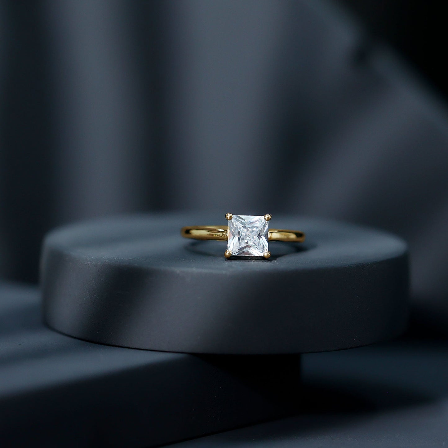 Princess Cut Zircon Solitaire Ring in Prong Setting