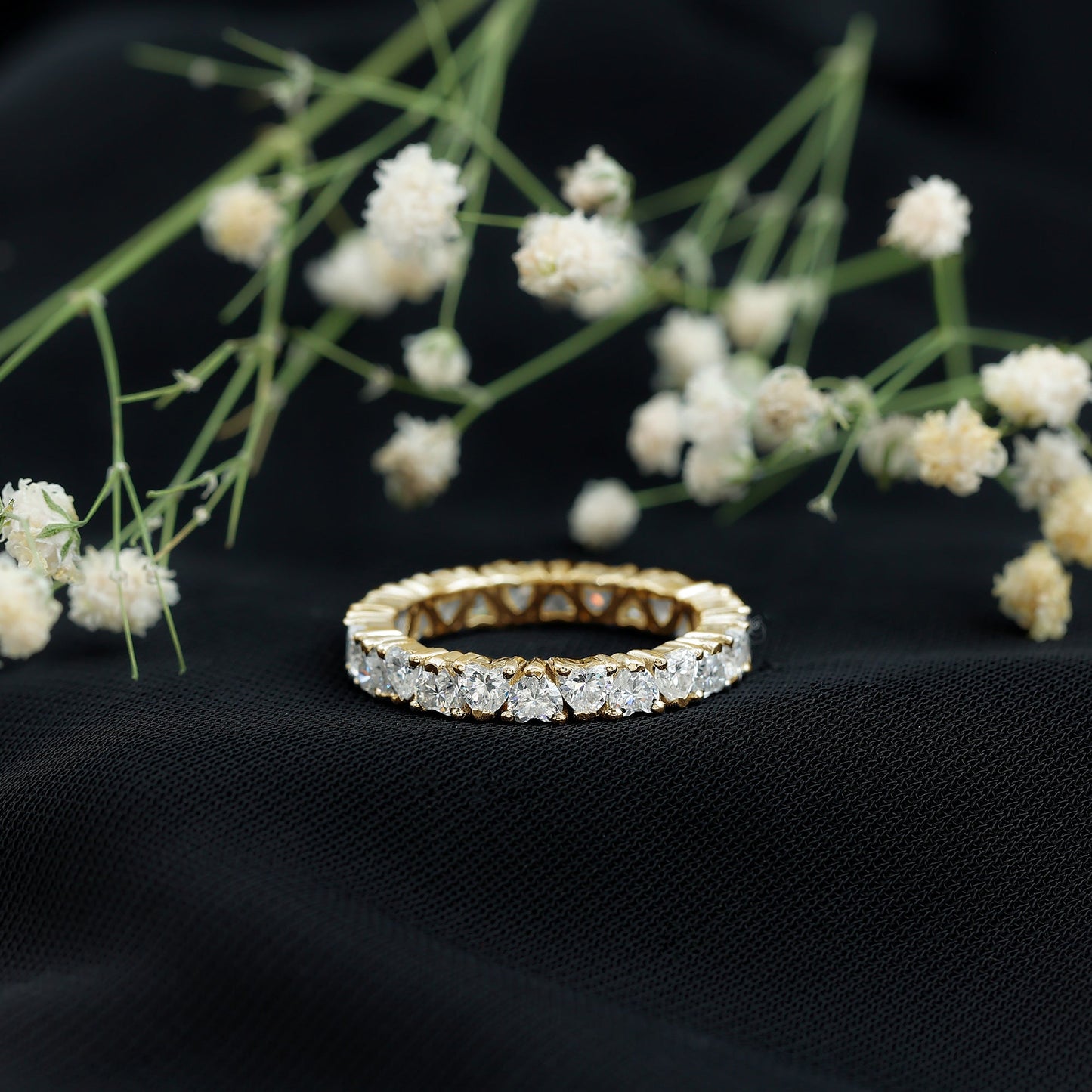 Claw Set Cubic Zirconia Heart Eternity Wedding Band Ring