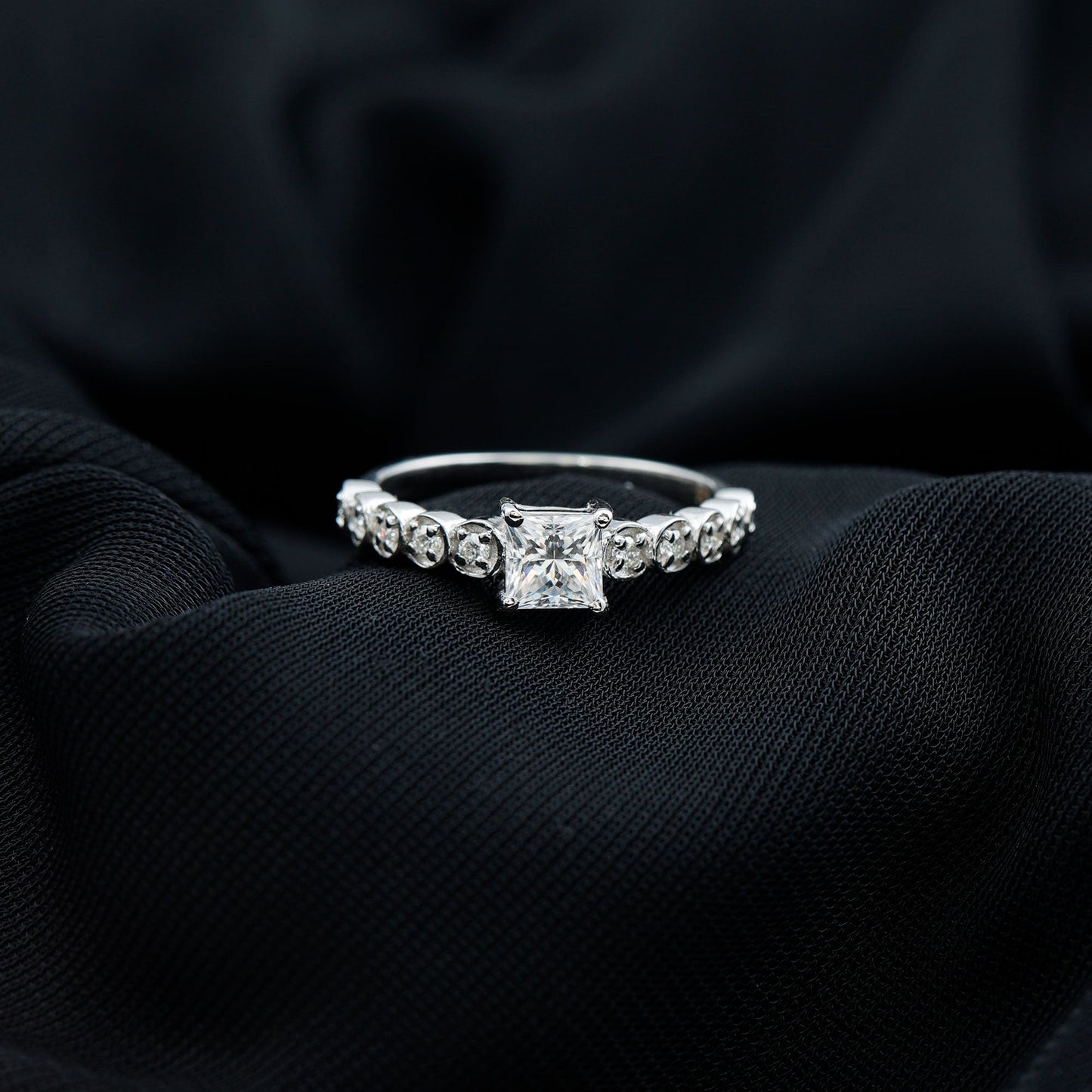Lab Grown Diamond 5 MM Princess Cut Engagement Ring With Side Stones