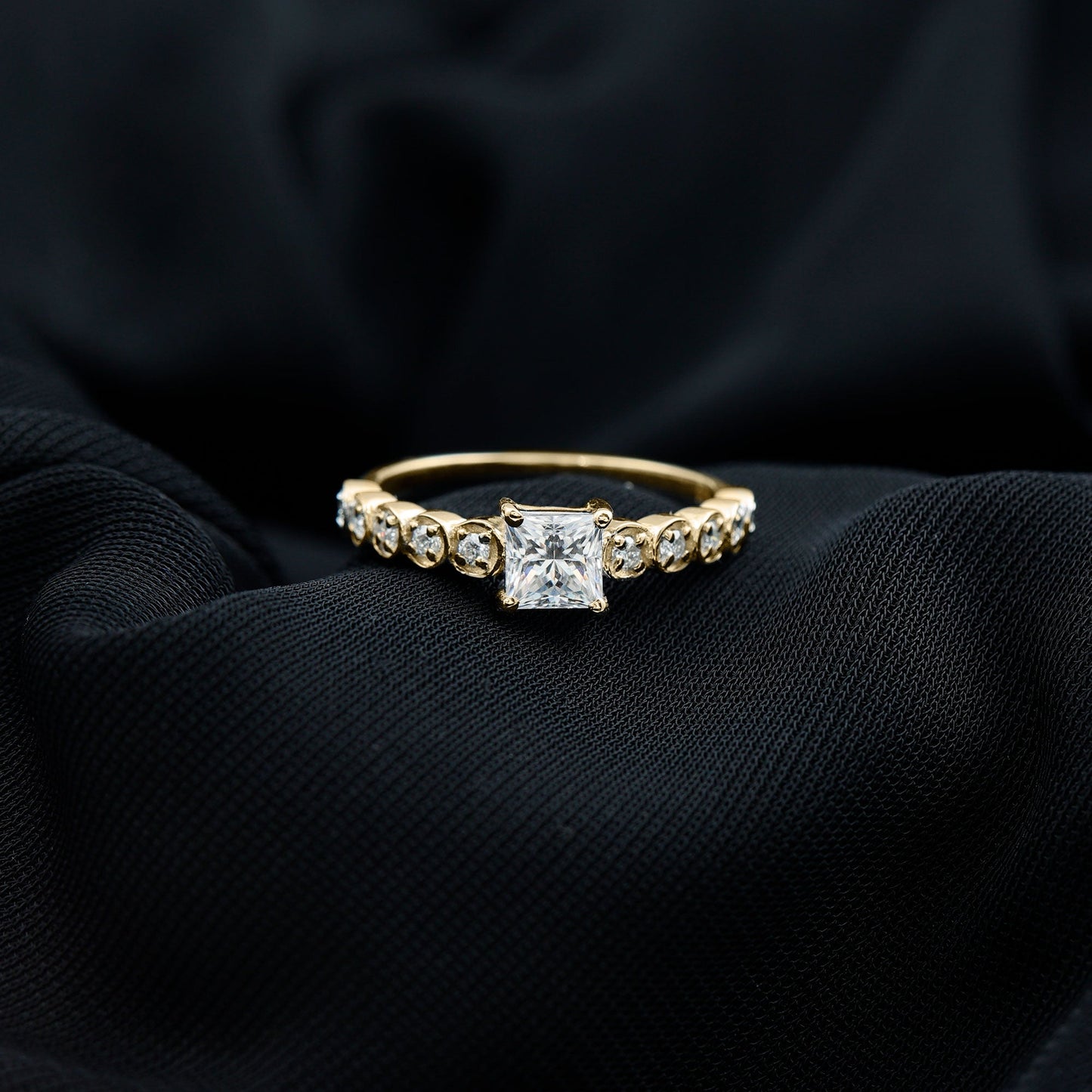 Lab Grown Diamond 5 MM Princess Cut Engagement Ring With Side Stones