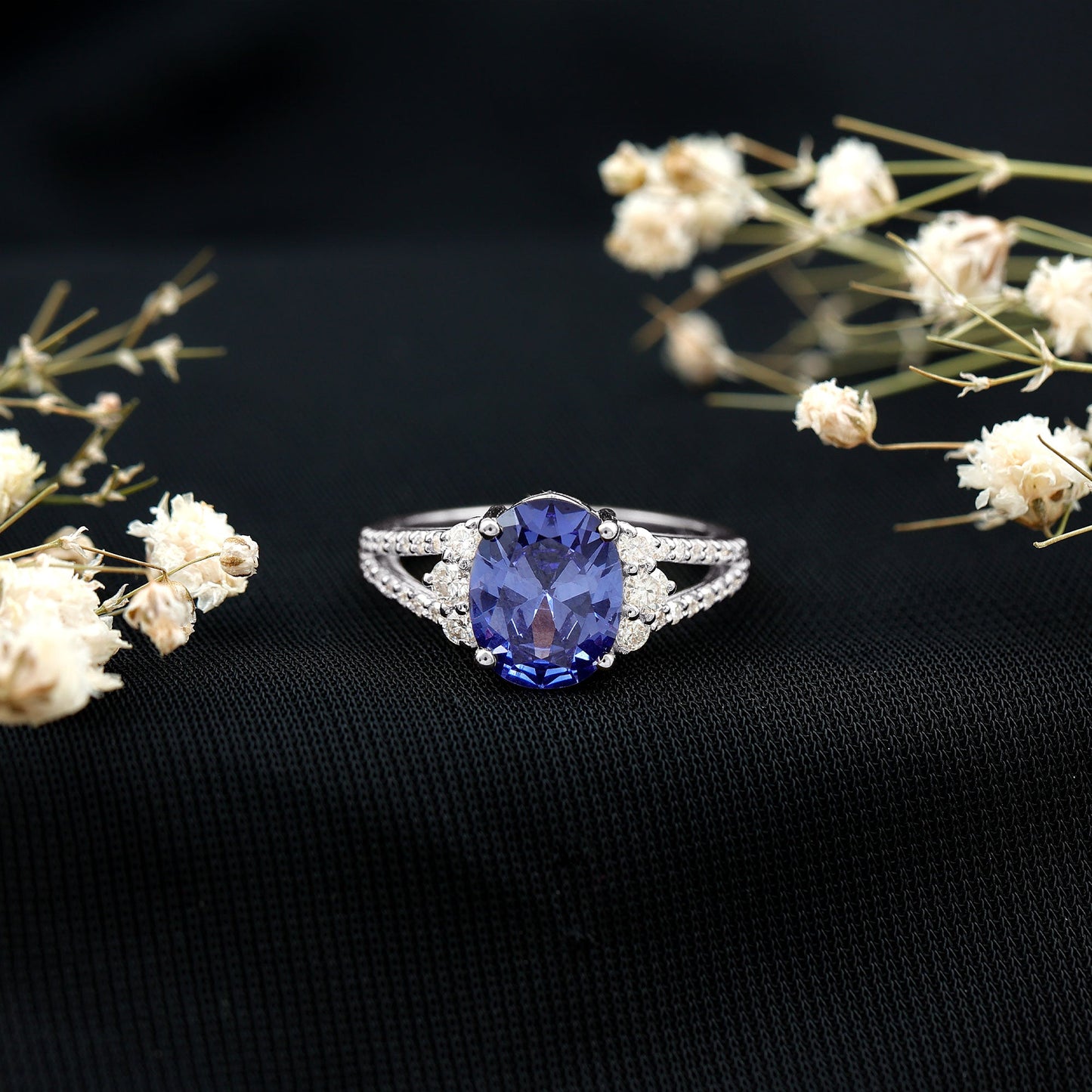 Certified 4 Carat Lab Grown Blue Sapphire Oval Engagement Ring with Moissanite Split Shank