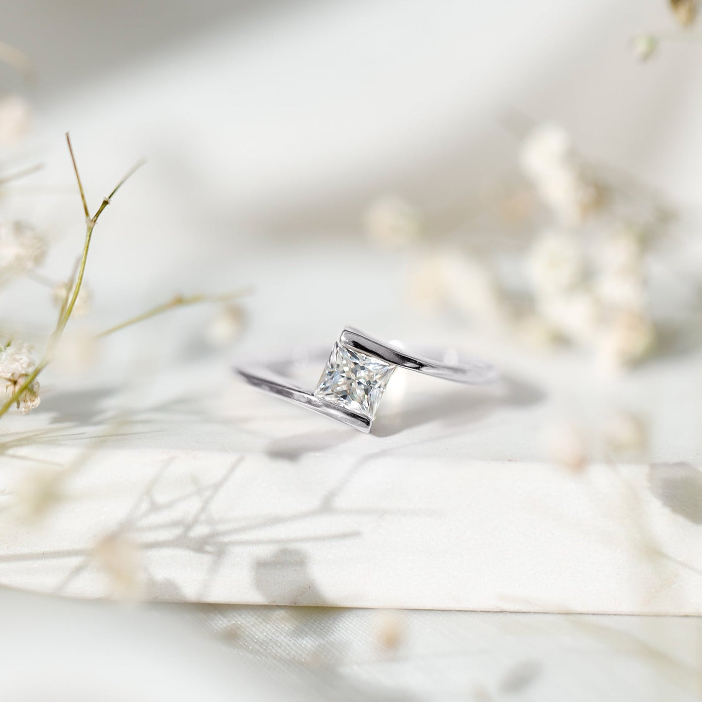 5 mm Princess Cut Lab Grown Diamond Ring With Tension Setting
