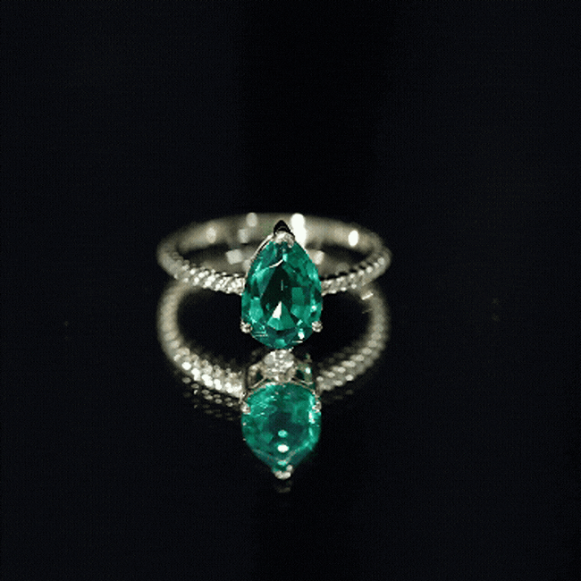 Lab Created Emerald 7X10 mm Pear Shape Engagement Ring With Hidden Moissanite
