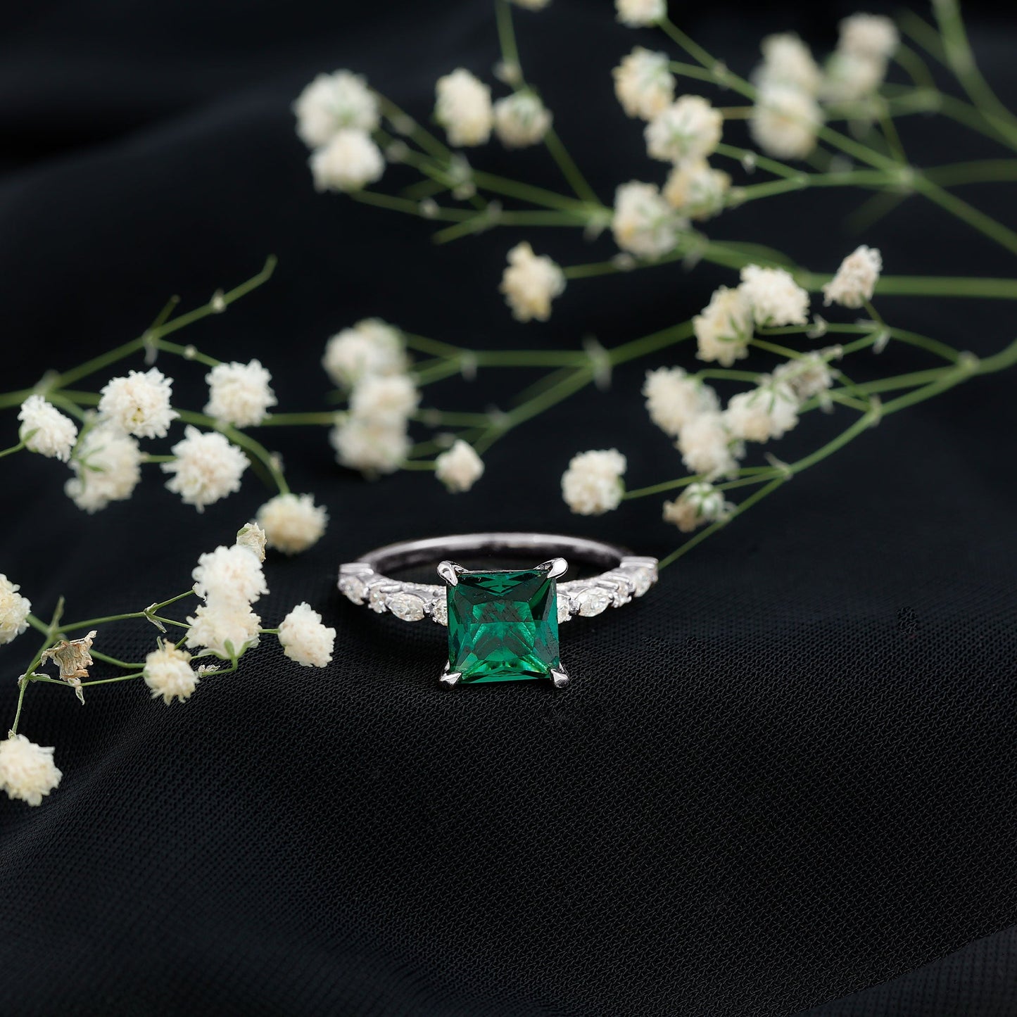 8 MM Solitaire Lab Emerald Princess Cut Engagement Ring with Moissanite