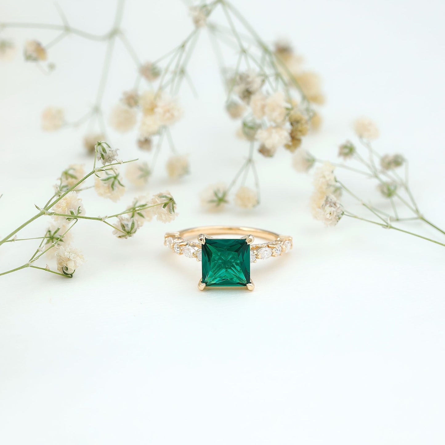 8 MM Solitaire Lab Emerald Princess Cut Engagement Ring with Moissanite
