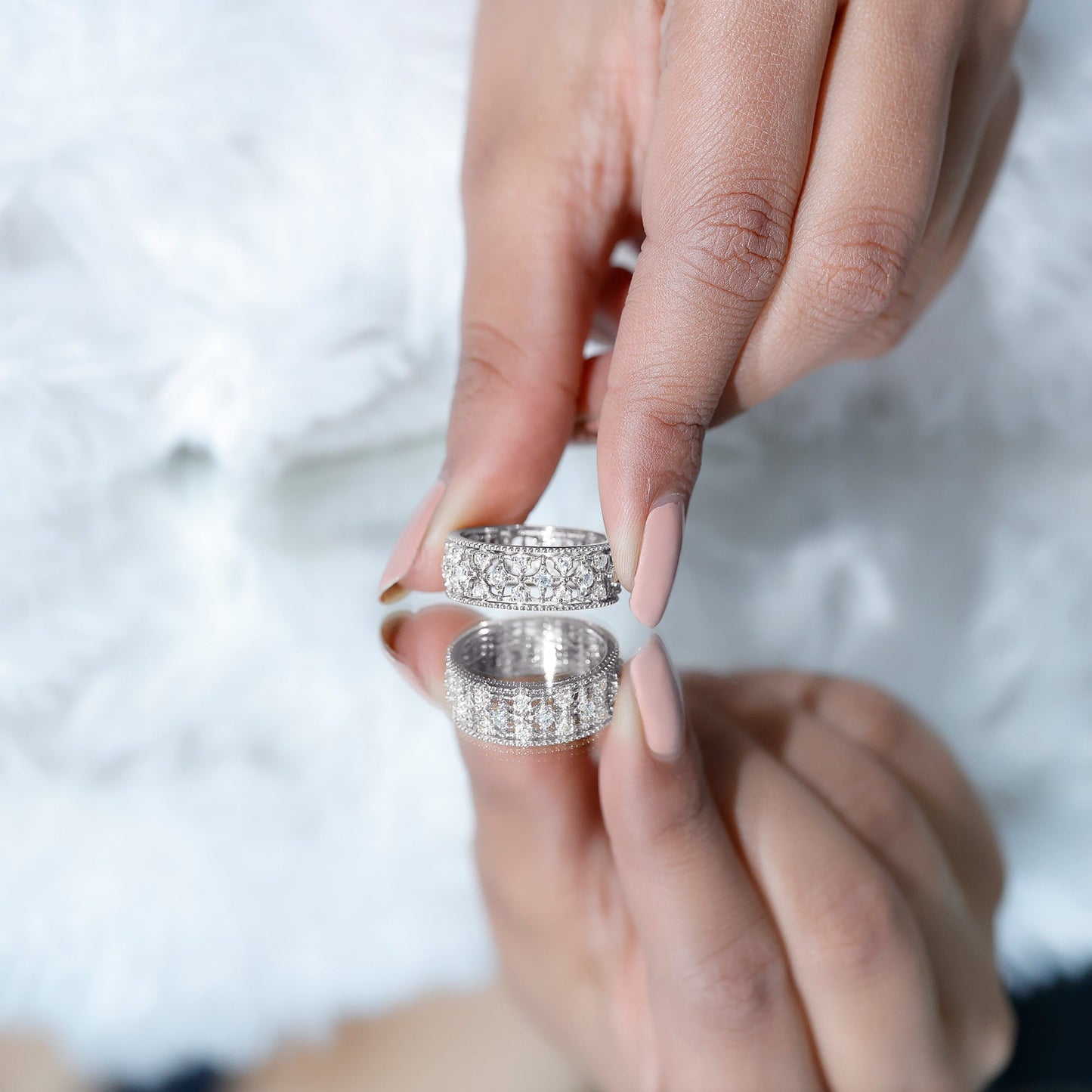 Zircon Designer Cut Out Wedding Band Ring