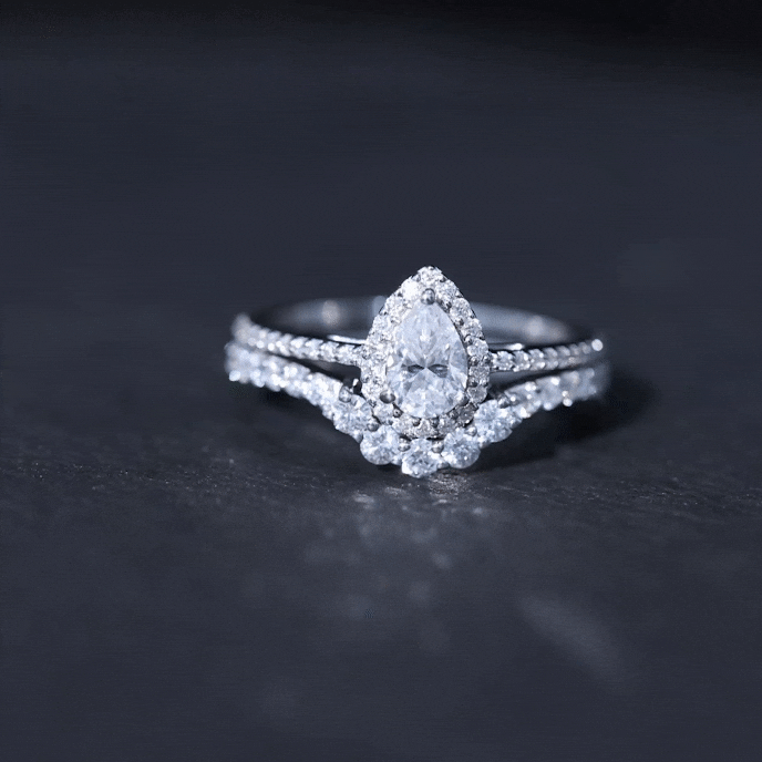 1.50 CT Certified Moissanite Designer Teardrop Ring Set