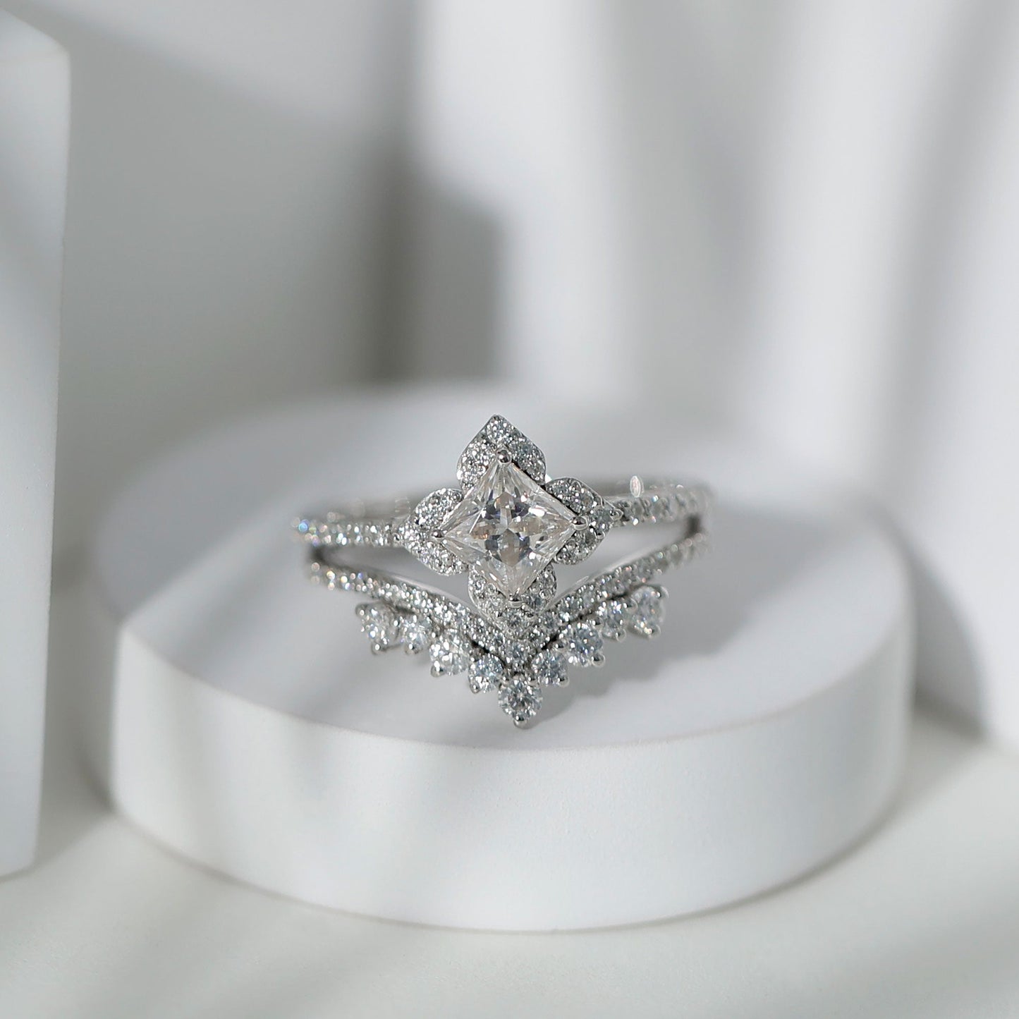 2.50 CT Cubic Zirconia Statement Wedding Ring Set With Certificate