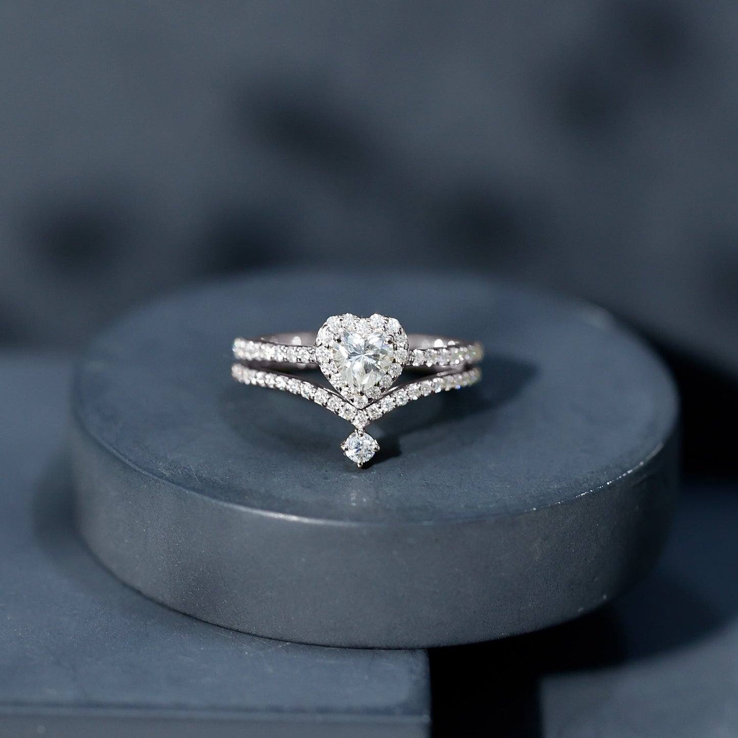 Cubic Zirconia Heart Ring Set with V Shape Band