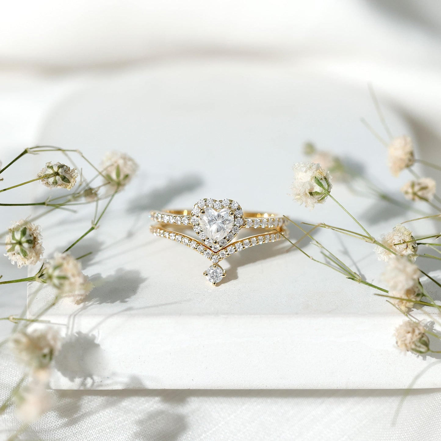 Cubic Zirconia Heart Ring Set with V Shape Band