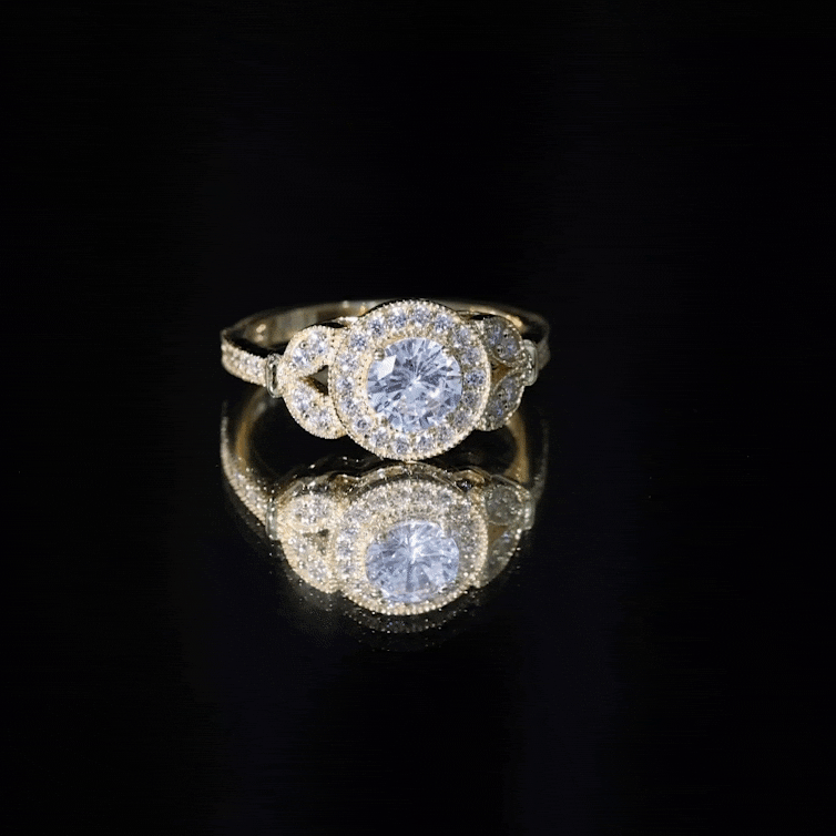 Vintage Inspired Cubic Zirconia Halo Engagement Ring for Women