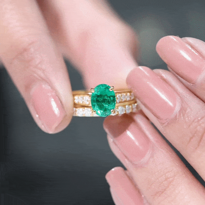 Certified Oval Lab Grown Emerald Wedding Bridal Ring Set of 2