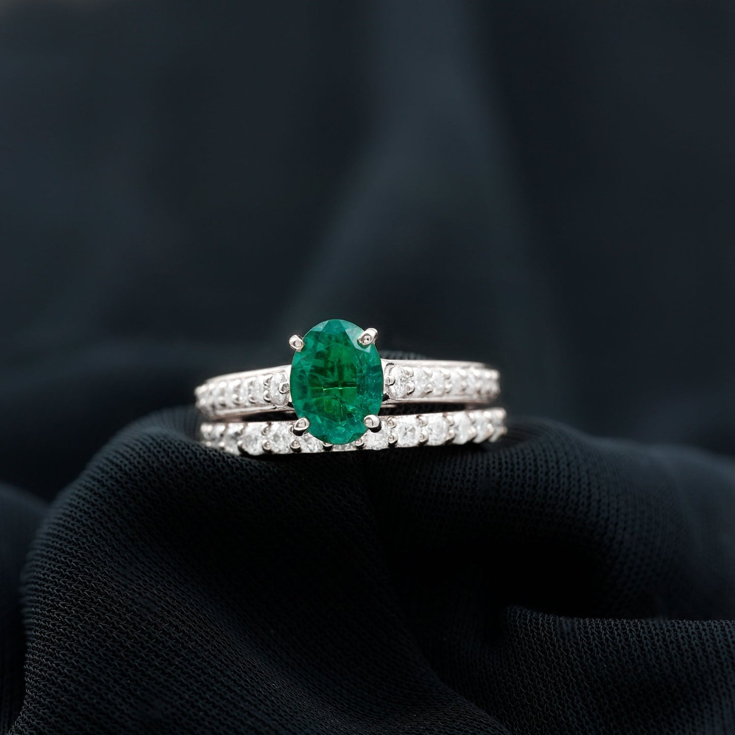 Certified Oval Lab Grown Emerald Wedding Bridal Ring Set of 2