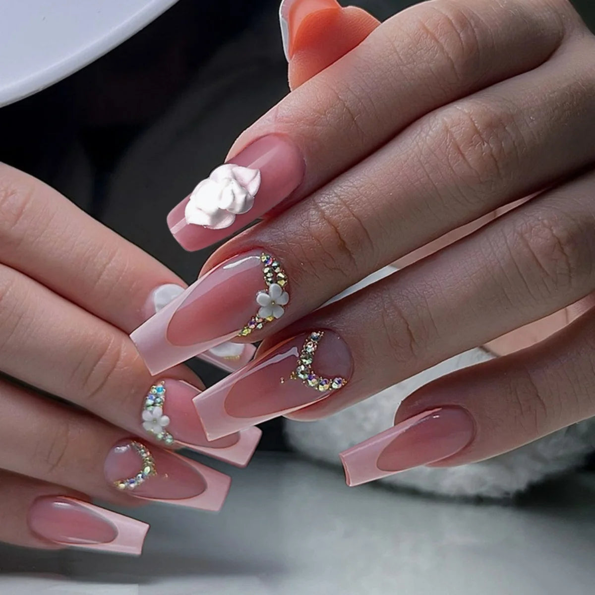 24Pcs Extra Long Square Fake Nail with Glue 3D Little Bear Bow Design False Nails White French Press on Nails Wearable Manicure
