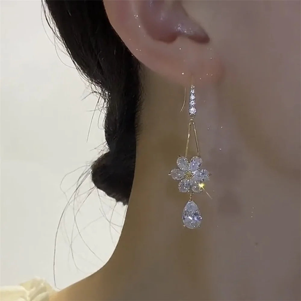 Charm Female White Zircon Stone Flower Water Drop Earrings Cute Trendy Bridal Gold Color Wedding Jewelry For Women