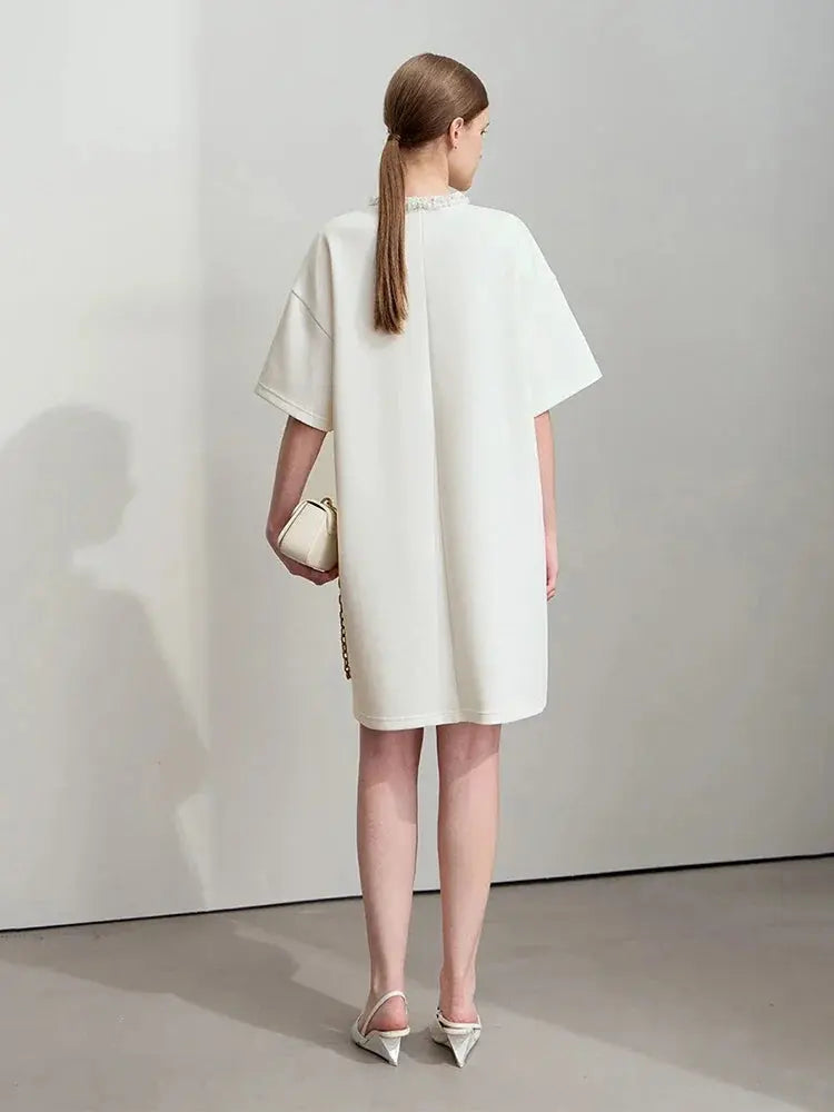 Elegant Mid-Length Knit Dress with Short Sleeves