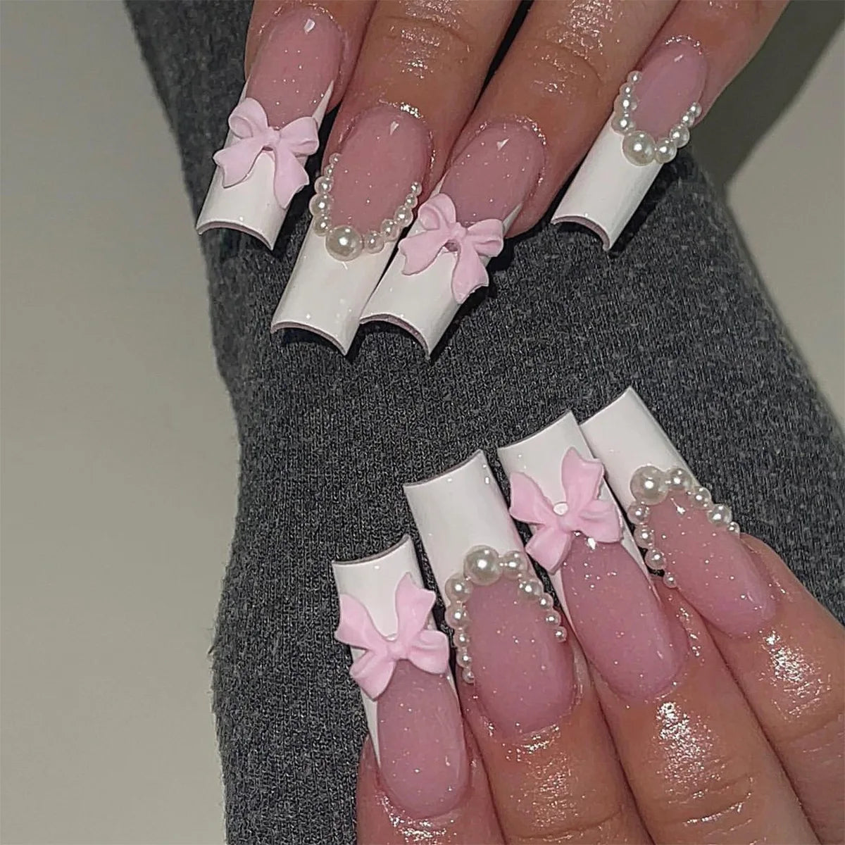 24Pcs Extra Long Square Fake Nail with Glue 3D Little Bear Bow Design False Nails White French Press on Nails Wearable Manicure
