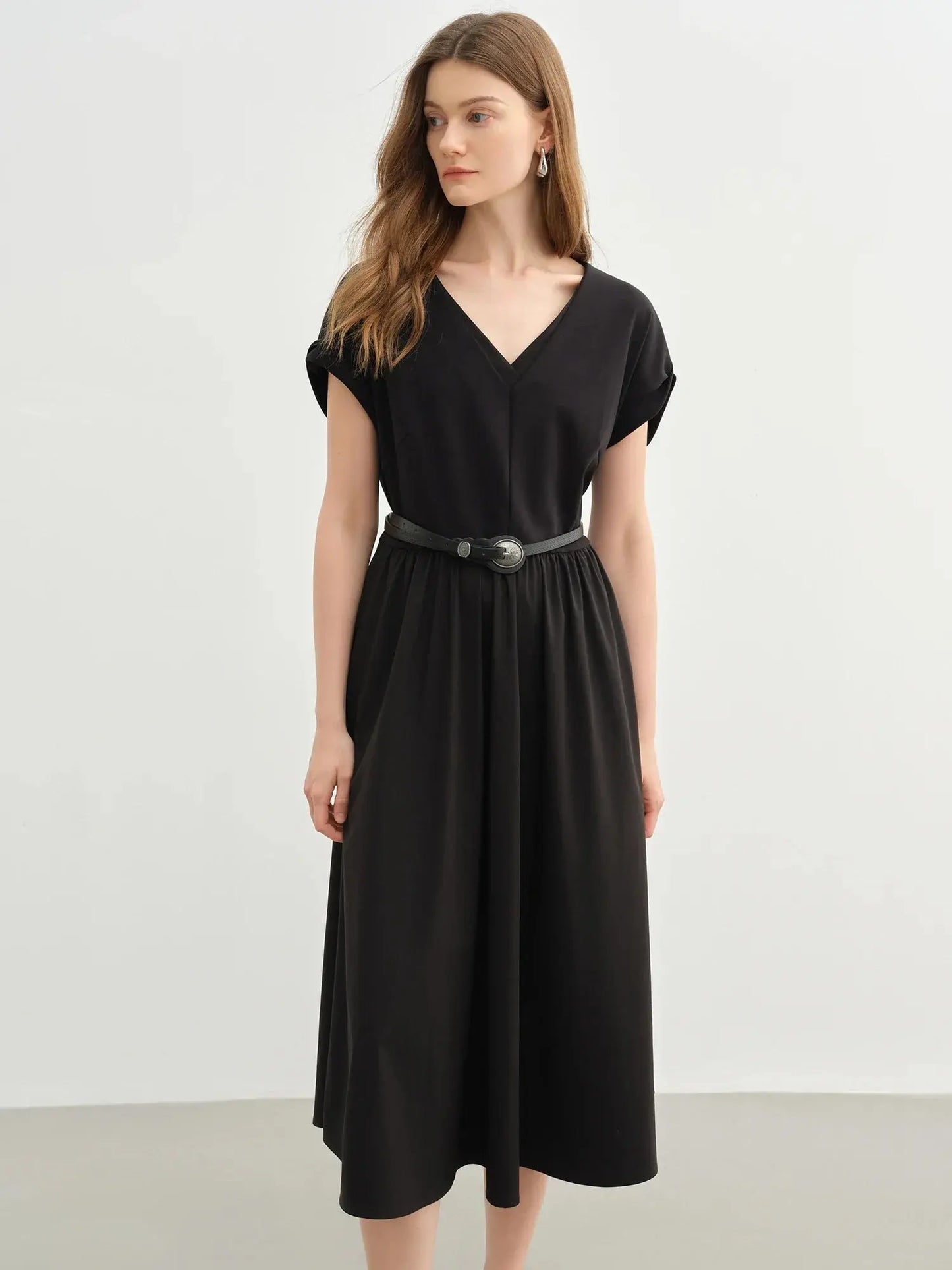 Elegant Plus-Size V-Neck Waist Dress
