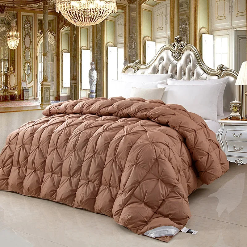 100% pure cotton goose down comforter, five-star hotel down comforter, winter thick comforter, spring and autumn comforter