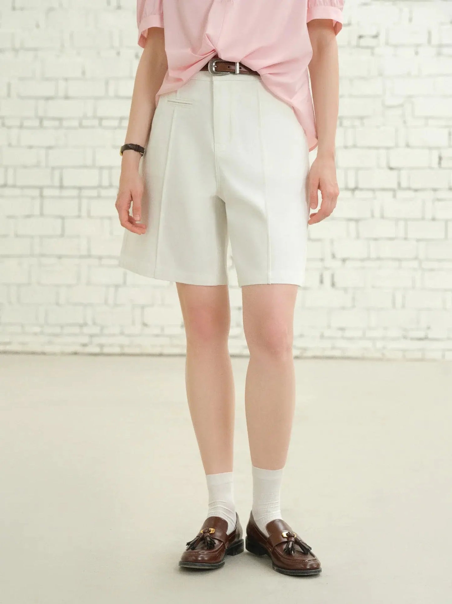 Women’s Mid-Length Straight-Leg Denim