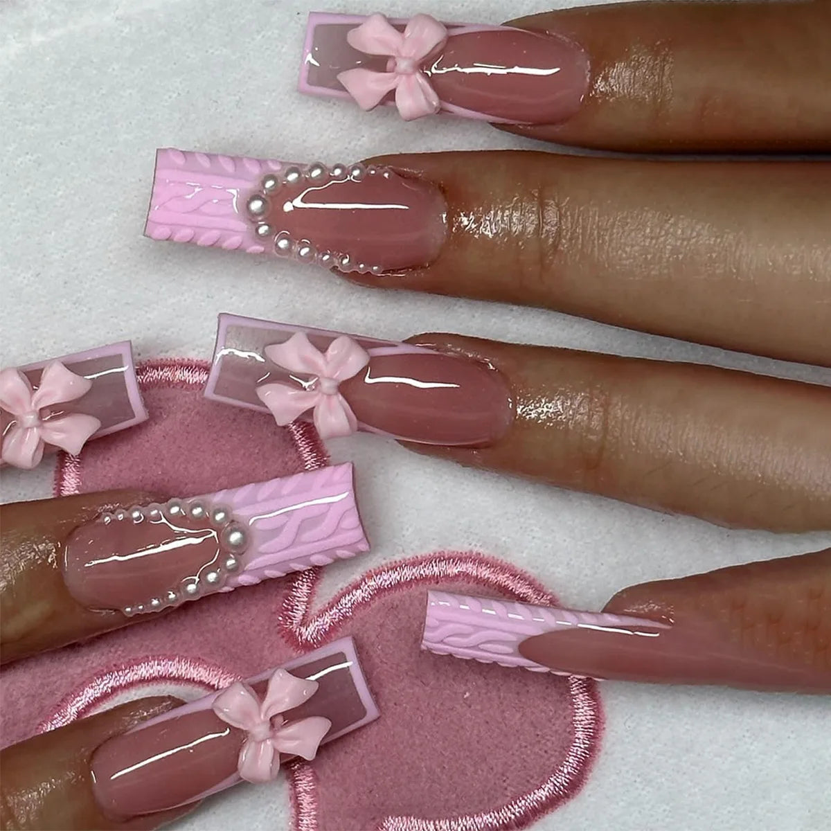 24Pcs Extra Long Square Fake Nail with Glue 3D Little Bear Bow Design False Nails White French Press on Nails Wearable Manicure