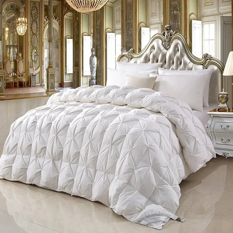 100% pure cotton goose down comforter, five-star hotel down comforter, winter thick comforter, spring and autumn comforter