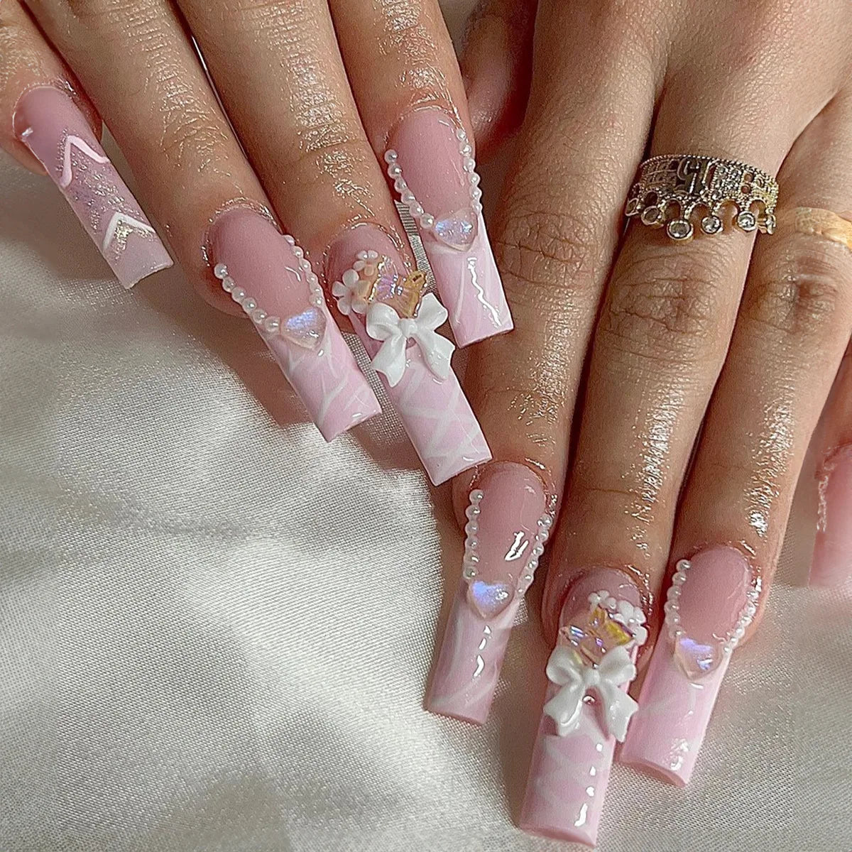 24Pcs Extra Long Square Fake Nail with Glue 3D Little Bear Bow Design False Nails White French Press on Nails Wearable Manicure
