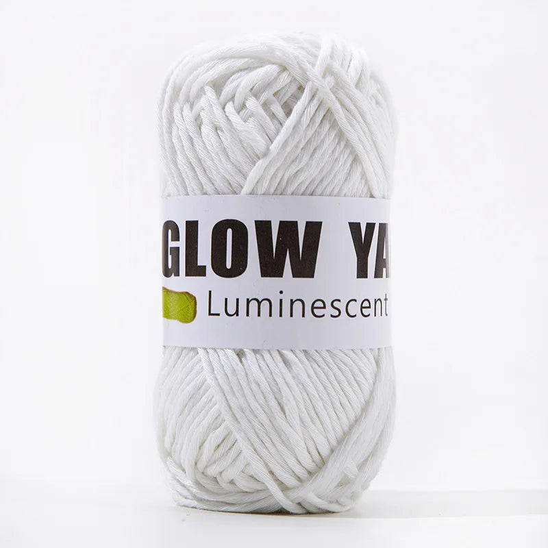 50g Novel Functional Yarn Glow In The Dark Polyester Luminous Chunky Yarn 2mm for Hand Knitting Carpet Sweater Hat Wool Yarn 80m