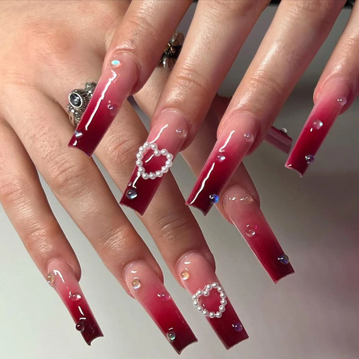24Pcs Extra Long Square Fake Nail with Glue 3D Little Bear Bow Design False Nails White French Press on Nails Wearable Manicure