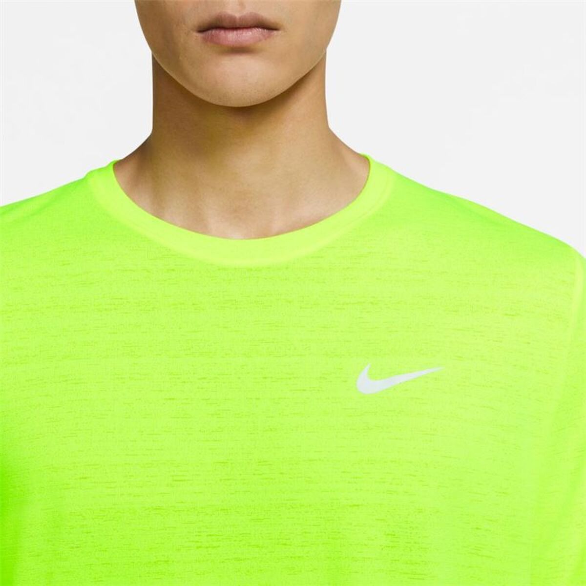 Men’s Short Sleeve T-Shirt Nike CU5992-702 Yellow-7