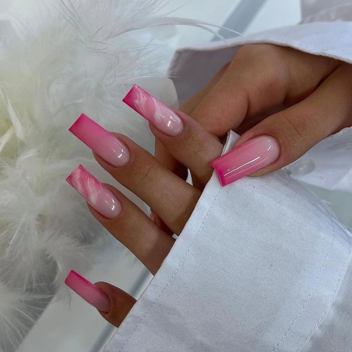 24Pcs Extra Long Square Fake Nail with Glue 3D Little Bear Bow Design False Nails White French Press on Nails Wearable Manicure