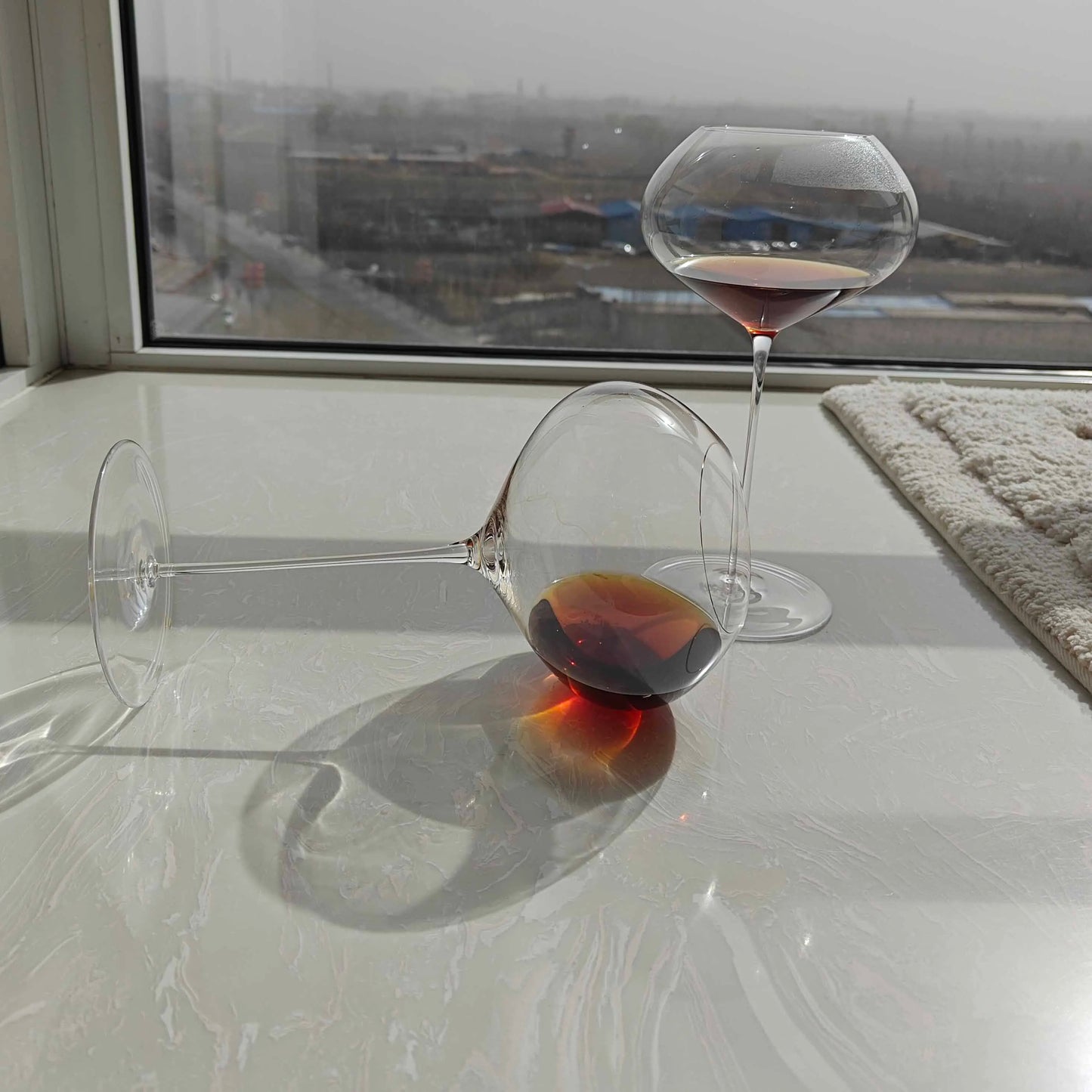 940ML/700ML Ultra-thin Large Capacity Peach Heart high-Footed Glass Burgundy Wine Glass Crystal Glass High-footed Red Wine Glass