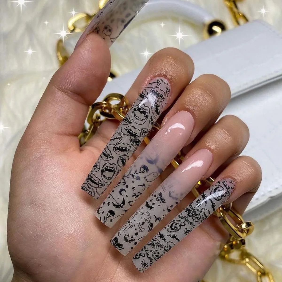 24pcs Glow In the Dark Fake Nails Extra Long Ballet False Nails Full Cover Wearable European Scary Halloween Press On Nails