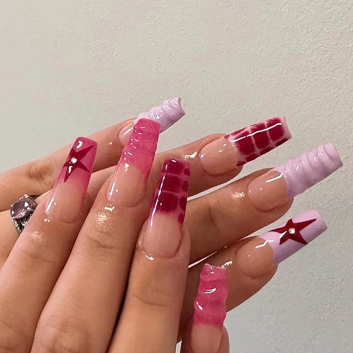 24Pcs Extra Long Square Fake Nail with Glue 3D Little Bear Bow Design False Nails White French Press on Nails Wearable Manicure