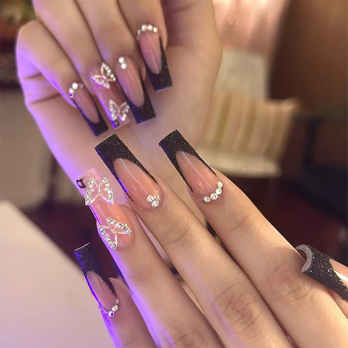 24Pcs Extra Long Square Fake Nail with Glue 3D Little Bear Bow Design False Nails White French Press on Nails Wearable Manicure