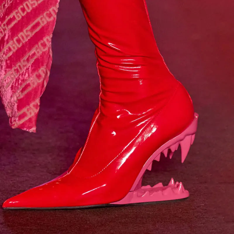Women's New Pointed Patent Leather Tiger Teeth Slope Heel Fashion Elastic and Calf Short Boots
