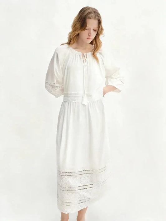 Relaxed Fit French-Inspired Lace Panel Dress