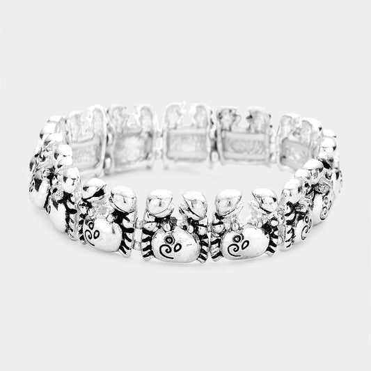 Metal crab stretch bracelet