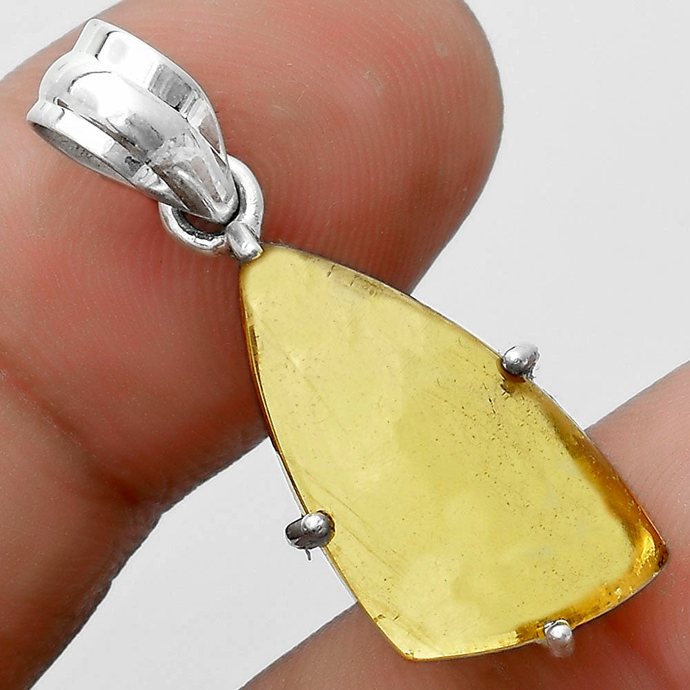 Natural Whiskey Quartz Pendant P-1013 SDP123323-0