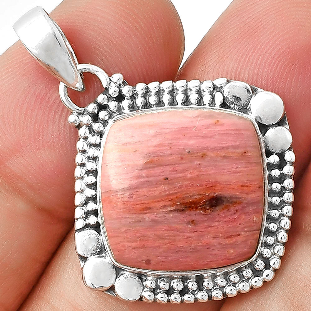 Natural Pink Tulip Quartz Pendant P-1677 SDP127316-0