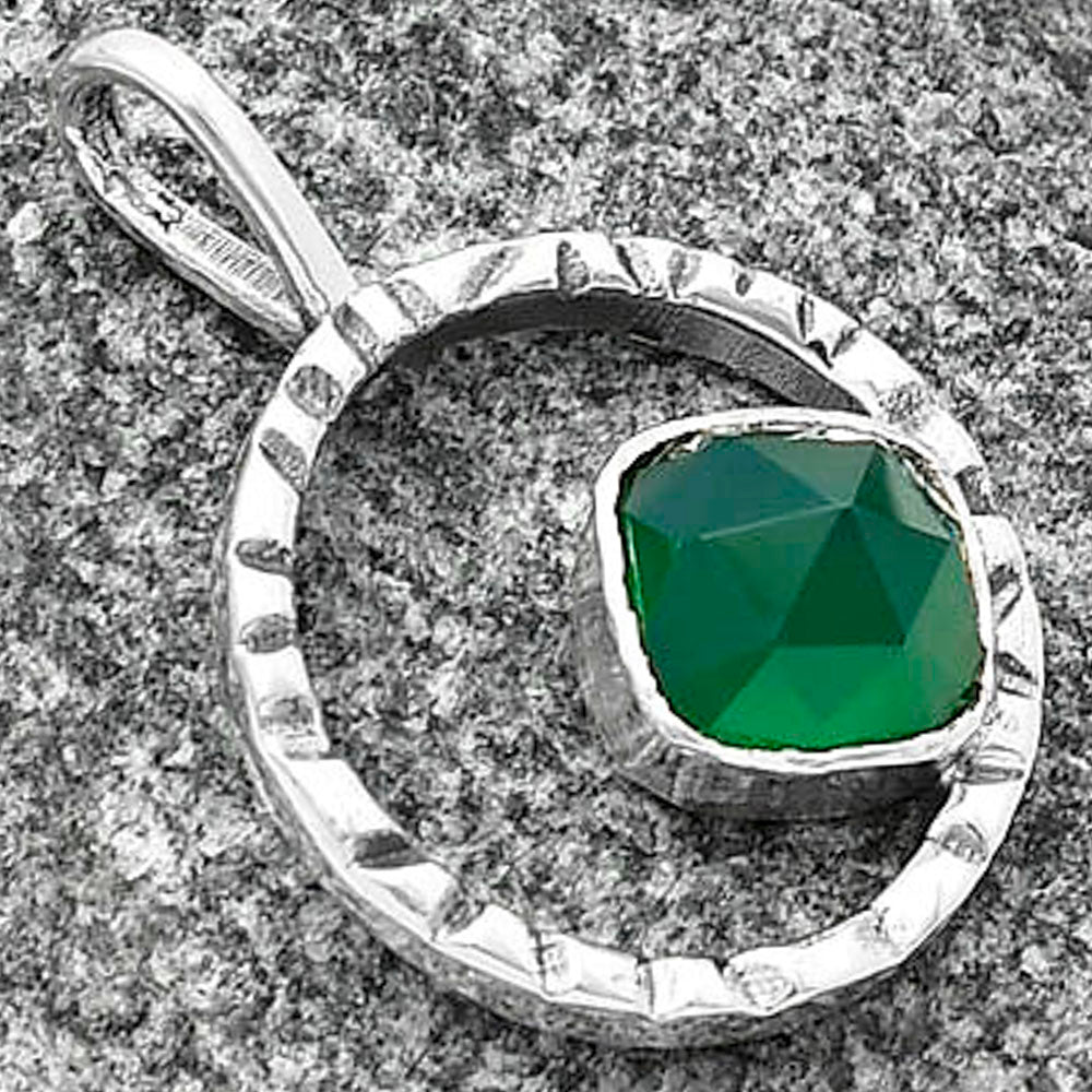 Natural Green Onyx Pendant P-1067 SDP141363-2