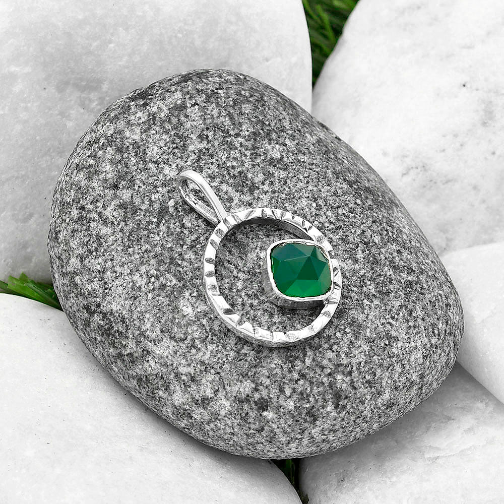 Natural Green Onyx Pendant P-1067 SDP141363-1