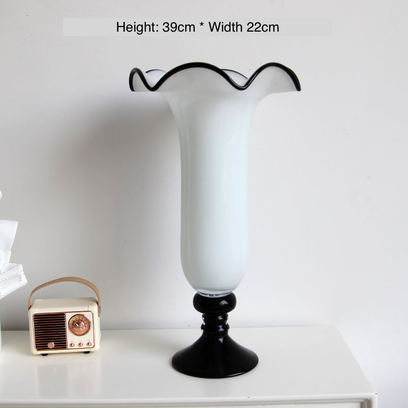Classic Black n White Flower Vase-5
