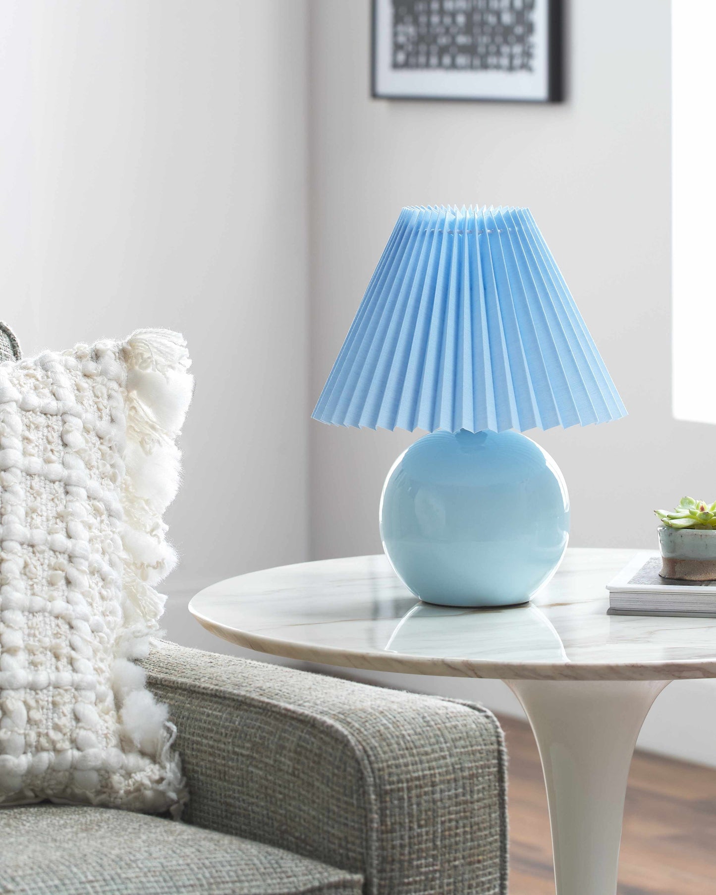 Shcheglovo Navy Table Lamp-0