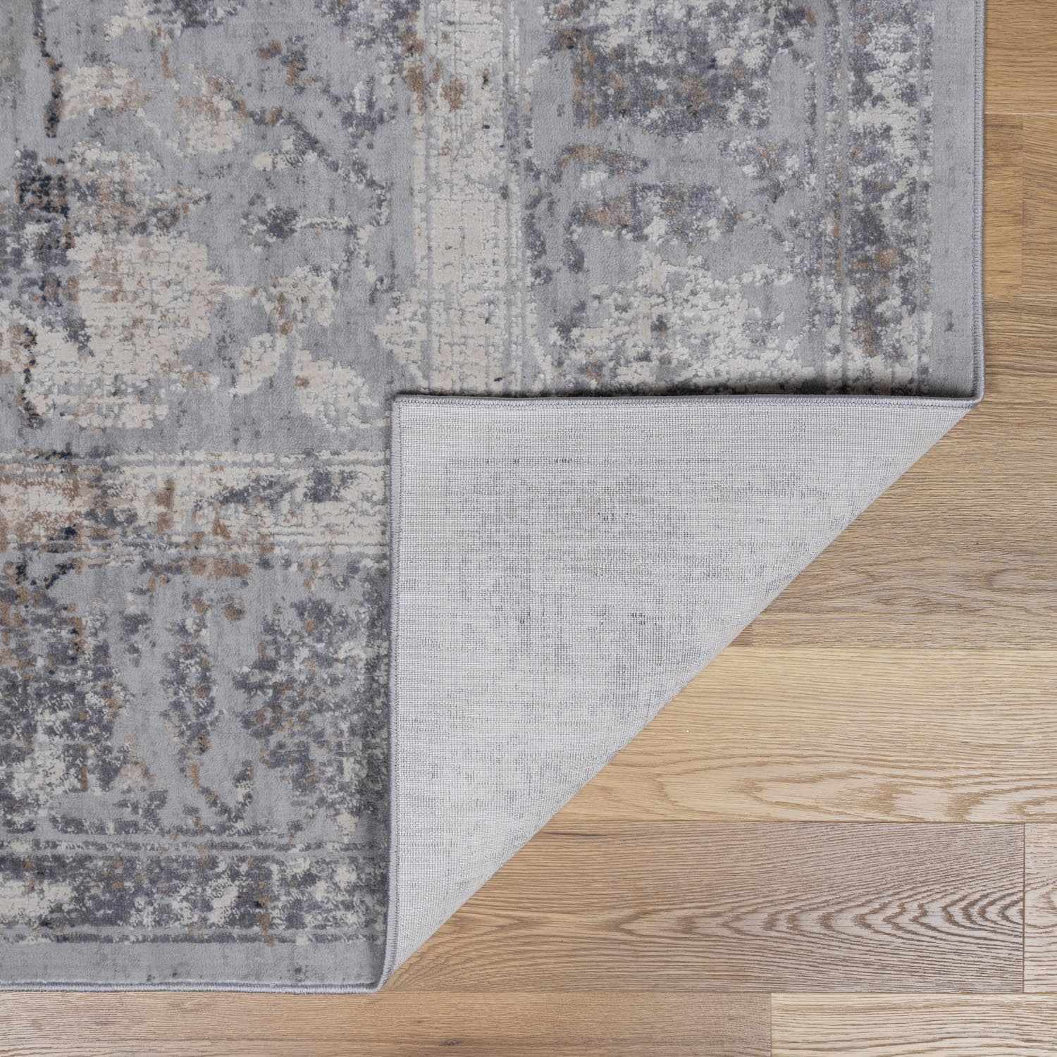 Speaks Traditional Textured Luxe Rug-3