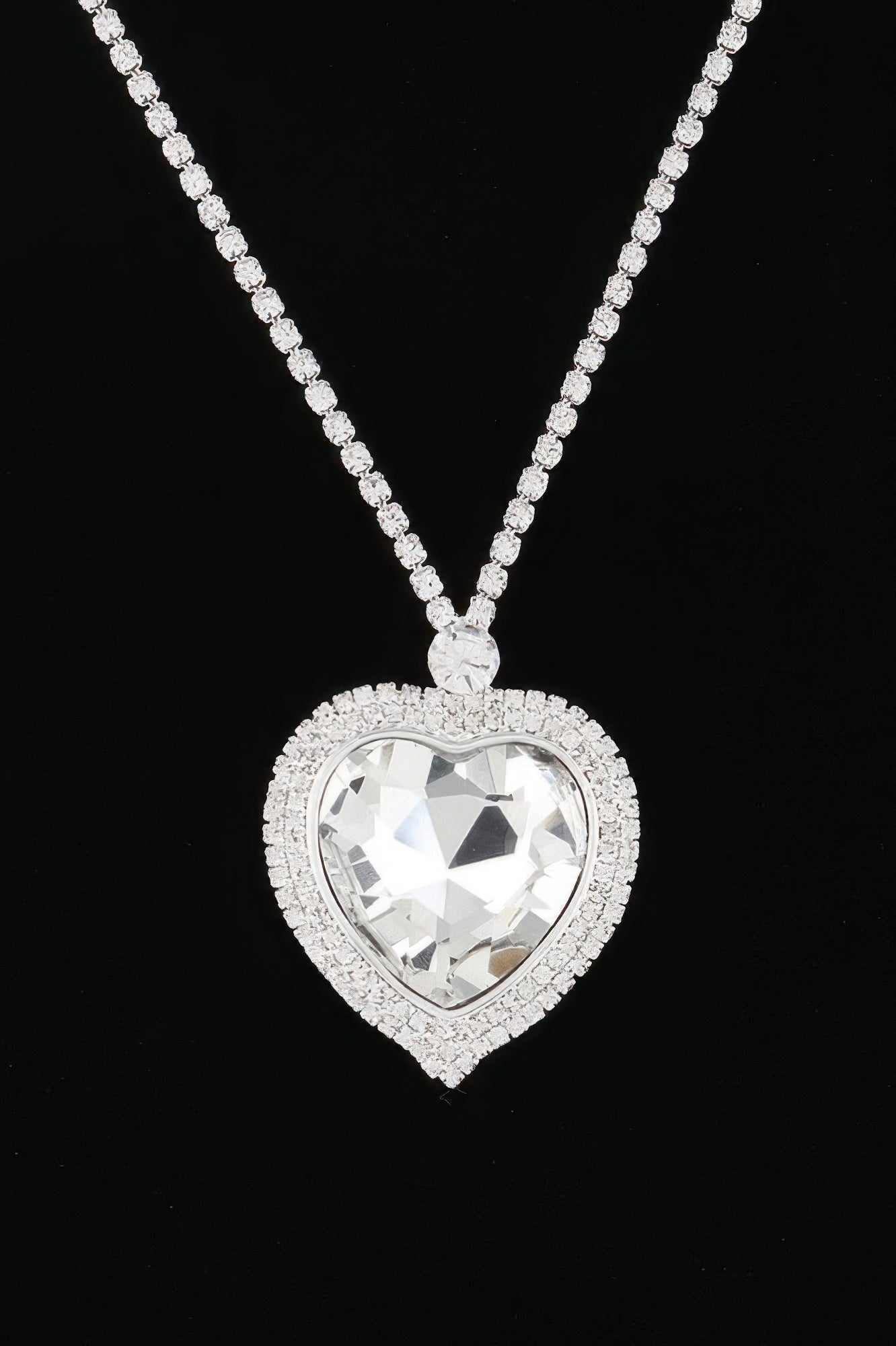 STUYVESANT Jeweled Crystal Heart Necklace: NYFW BYMANYC ® New York-4
