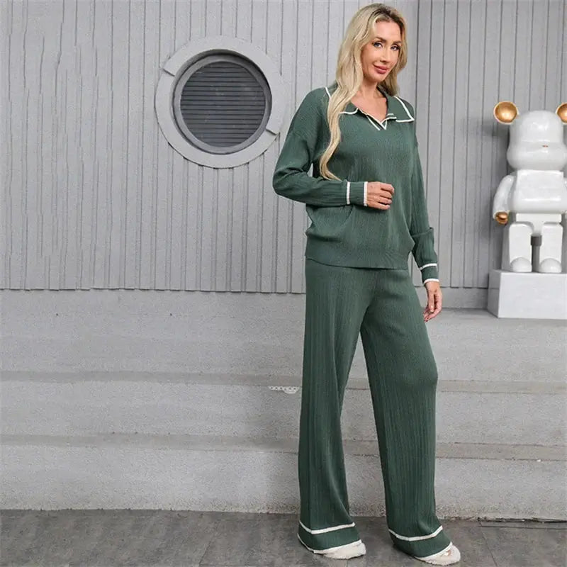 Women's Fine Knit Two-Piece Suit | High-Waist & Slim Fit
