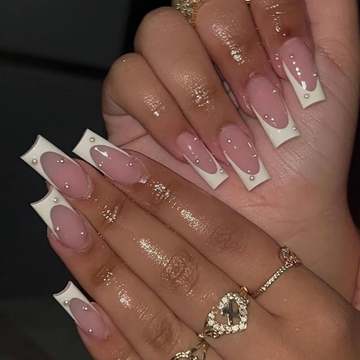 24Pcs Extra Long Square Fake Nail with Glue 3D Little Bear Bow Design False Nails White French Press on Nails Wearable Manicure