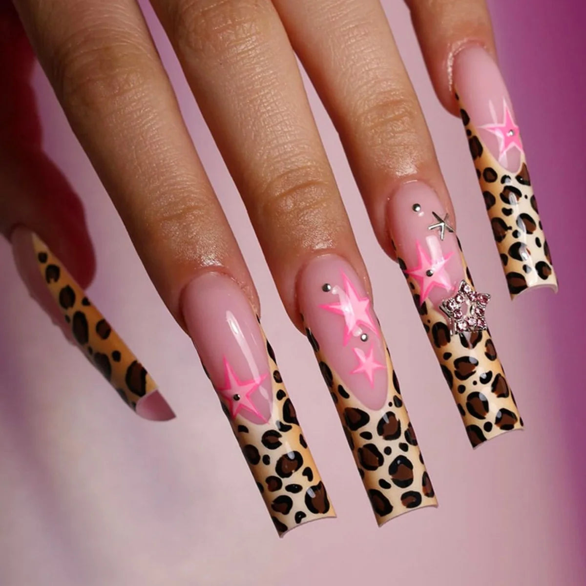 24Pcs Extra Long Square Fake Nail with Glue 3D Little Bear Bow Design False Nails White French Press on Nails Wearable Manicure